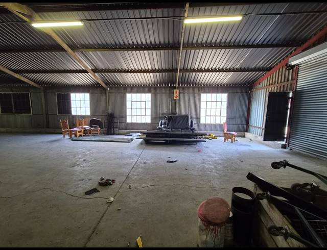 265M² WAREHOUSE TO LET IN WADEVILLE